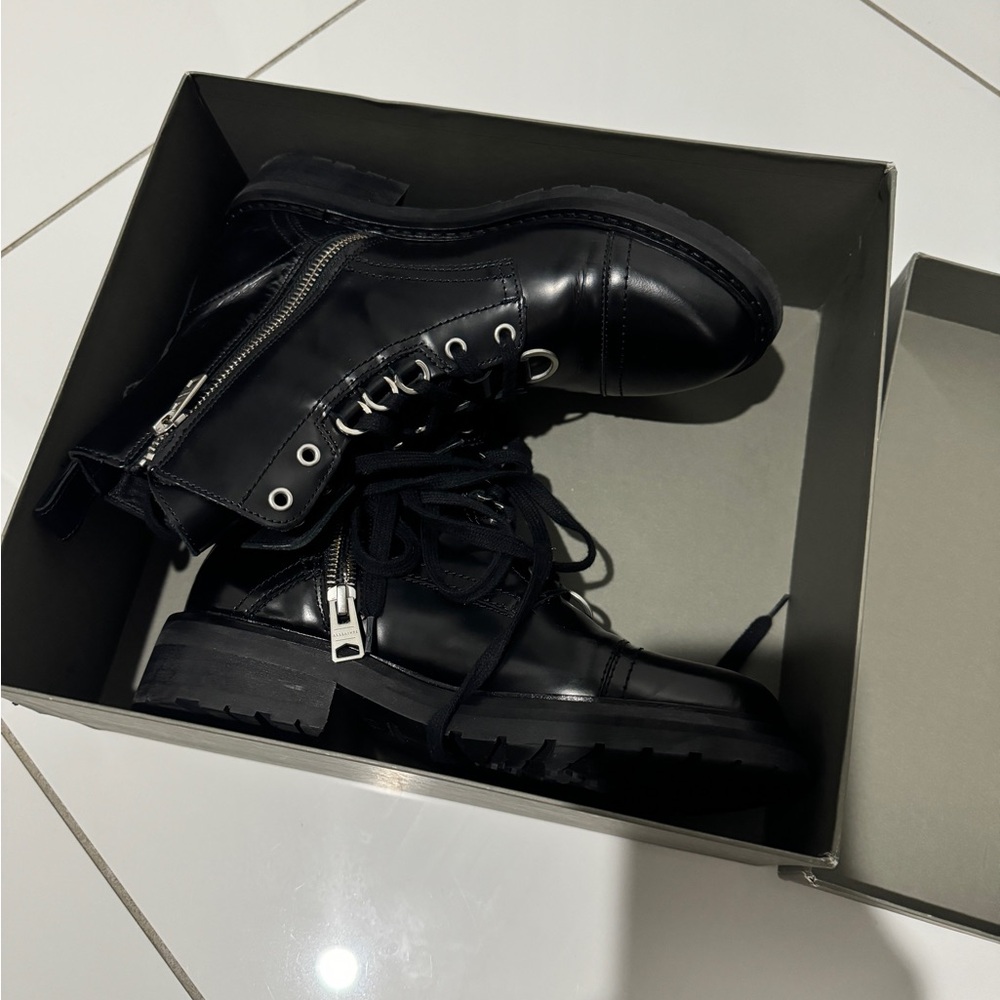 AllSaints Black Women's Leather Lira
Hiker Black Boots Size 37 EU 7 US